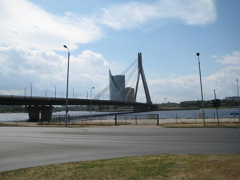 DS1000_0905.JPG