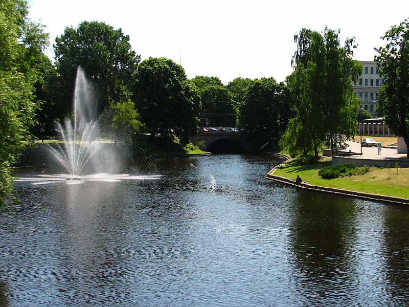 S2_5889.JPG